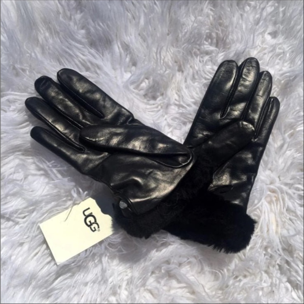 UGG Women's Sleek Black Leather Gloves